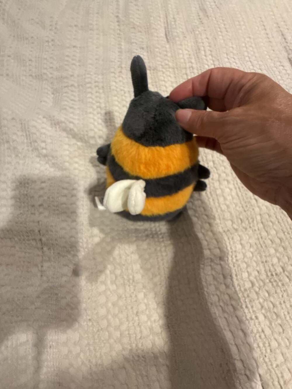 Jellycat Albee Bee Plush Stuffed Animal Toy Keychain Bag Charm - Picture 6 of 7